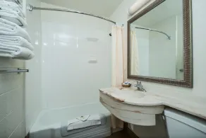 Americas Best Value Inn - Pendleton - Salle de bain