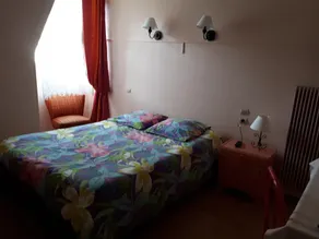 Aux Deux Clefs - Quarto