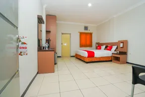 Hotel O Graha Marina - Room