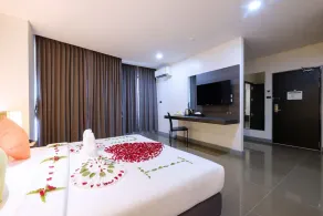 Clover Hotel Hatyai - Chambre