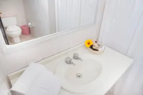 Hotel El Cid - Bathroom