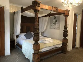 The Crooked Inn - Chambre