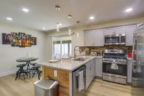 3 Mi to Dtwn! Cozy Wichita Home w/ Private Yard - Innvendig