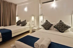 The Empyrean Airport Transit Hotel- 5 Mins from the Airport, Free Airport Pick or Drop, 24 Hr Front Desk - Room