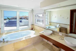 Punta Palmera Cap Cana by Essenza Retreats - Bathroom