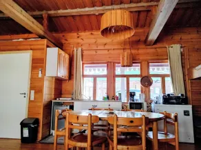 Riverfront Cottage and Sauna - Esszimmer