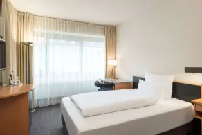 NH Düsseldorf City - Room