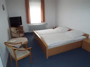 Hotel garni Zum Reinhardswald - Værelse