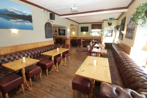 Lion Hotel & Studio Apartments - Restaurant