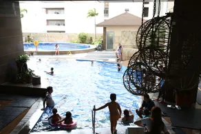 Crown Regency Hotel & Towers - Piscine