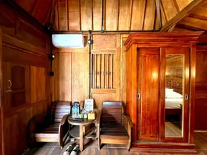 Nglaras Resort Yogyakarta - Interior entrance