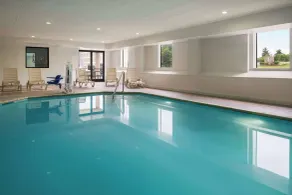 Baymont by Wyndham Georgetown Lexington North - Piscine