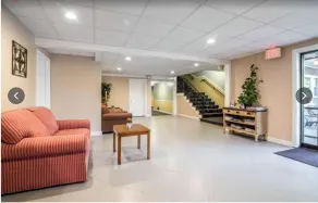 Tilton Lodge Inn and Suites  - Coin salon dans le hall