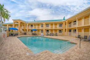 Quality Inn Bradenton North I-75 - Piscine
