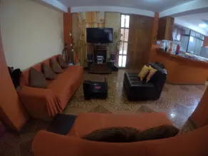 Aloha Cusco - Lobby sitting area
