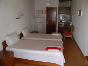 Fatiras Studios - Habitación