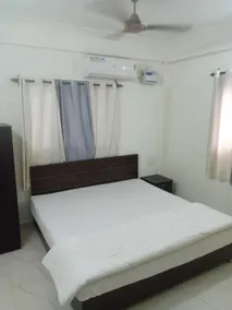 Klase Homep - Room