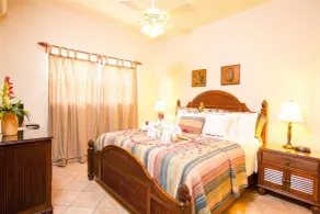 Clarion Suites Roatan at Pineapple Villas - Room