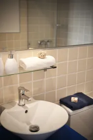 Corralejo Lodge - Bathroom