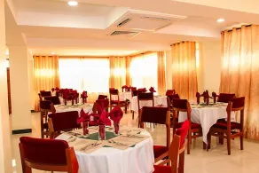 A1 Hotel and Resort - Restaurant