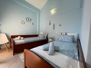 Cozy Dora's Beach House Offers Panoramic Views of Sea! - Rom