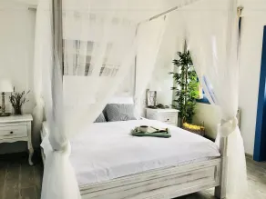 Beyada - Camera