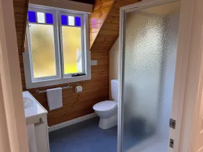 Sails - elegant, spacious beach villa - Bathroom