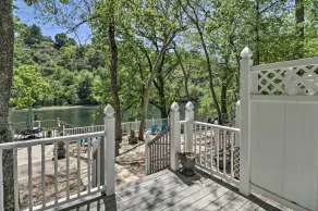 Trout Fishing Retreat on White River w/ Patio - Interiör