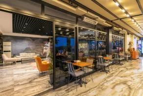 The Great Airport Hotel & Restaurant - Vistas desde la habitación