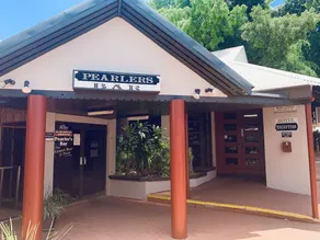 Roebuck Bay Backpackers - Borne des arrivées/des départs