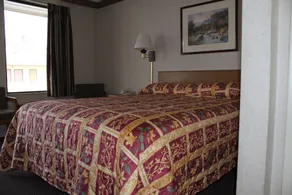 Budget Host Inn Bristol - Room