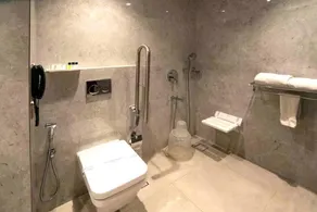 Hotel Hills Park Pathanamthitta - Bathroom