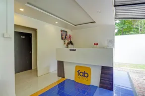Fabhotel Royal Inn I - Reception