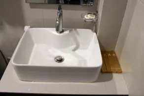 Belvilla Cozy Stay Formerly Boss Hotel - Bathroom