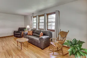 Fenced Yard & Patio! Shawnee Getaway 2 Mi to Dtwn - Innvendig