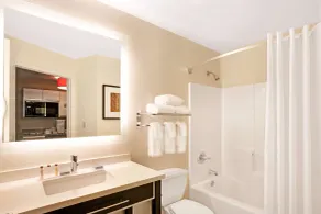 MainStay Suites Northbrook Wheeling - Salle de bain