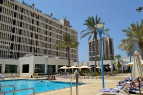 Golden Tulip Bahrain - Pool