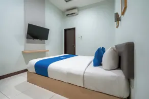 Rehat at Sentra Inn Bandung - Zimmer