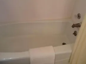 Safari Motel - Bathroom