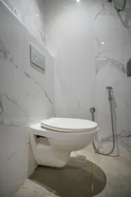 The White Seasons - Bathroom