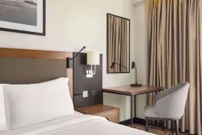 Radisson Hotel Muscat Panorama - Room