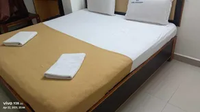 Hotel swagath grand - Room