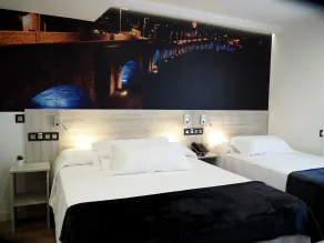 Hostal Don Suero de Quiñones - Zimmer