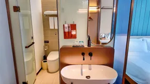 ARTING HOTEL - Baño
