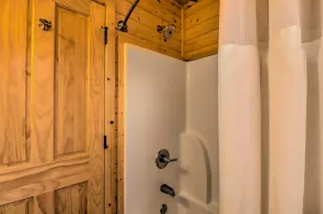 Heber Springs Cabin w/ Deck + River Views! - Interiør