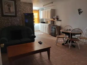 Cool Running Apartments - Room
