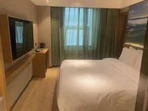 Qiu Guo Hotel Beijing Railway and Chongwenmen Metro Branch - Zimmer