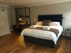 Pembroke Hall - Chambre