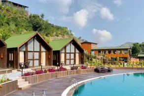 Vasant Kunj Nature Resort - Piscina