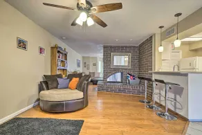 Cozy El Paso Condo w/ Patio ~ 7 Mi to Dtwn! - Interiör